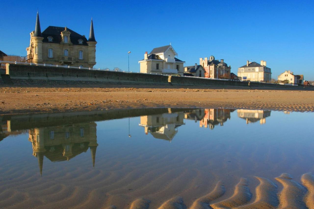Les Combles De L Aure Grand Studio Cosy Confortable Classe 3 Etoiles Centre Bayeux 2 Mn A Pied Cathedrale Proche Plages Du Debarquement Exteriör bild