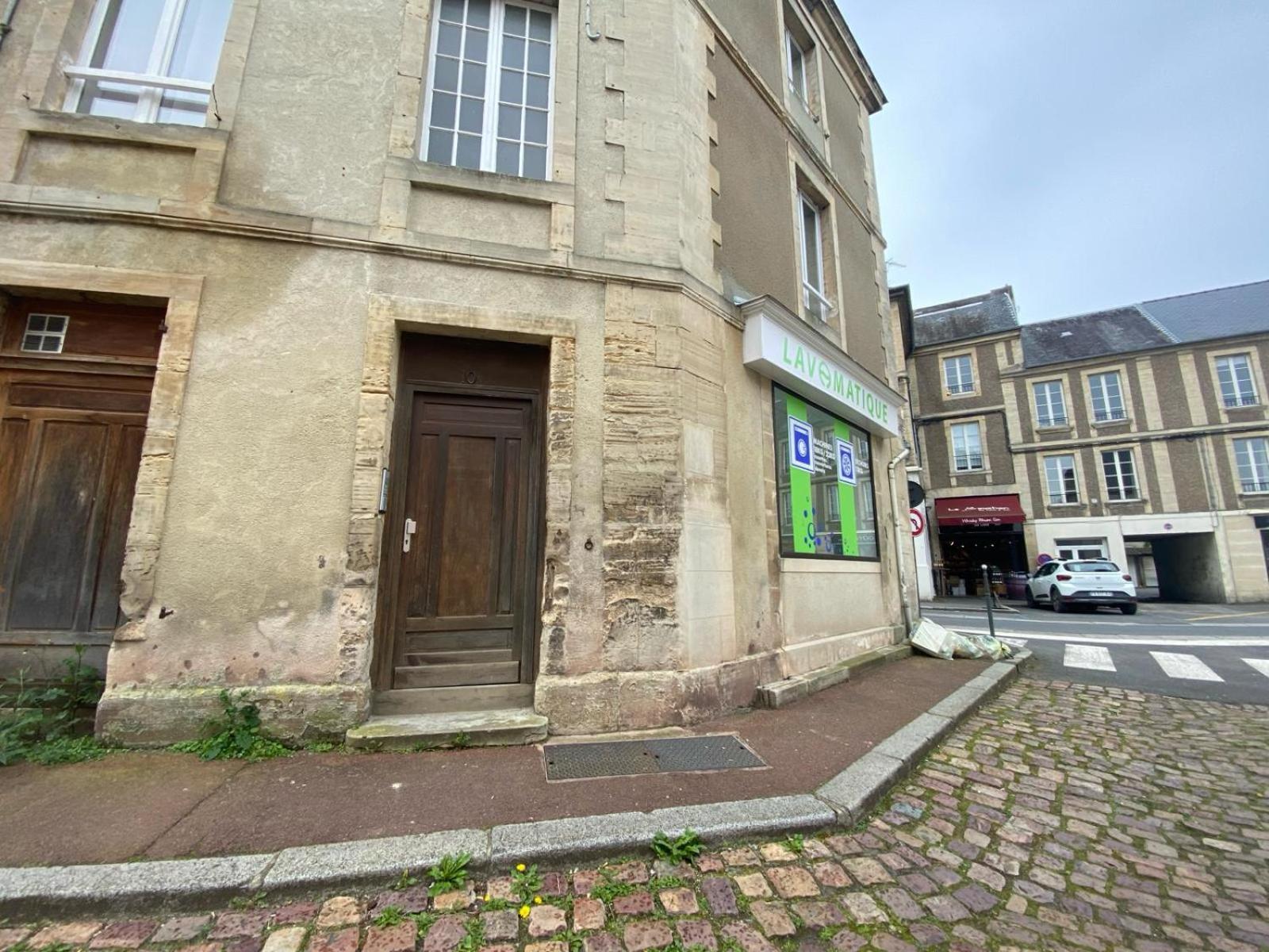 Les Combles De L Aure Grand Studio Cosy Confortable Classe 3 Etoiles Centre Bayeux 2 Mn A Pied Cathedrale Proche Plages Du Debarquement Exteriör bild