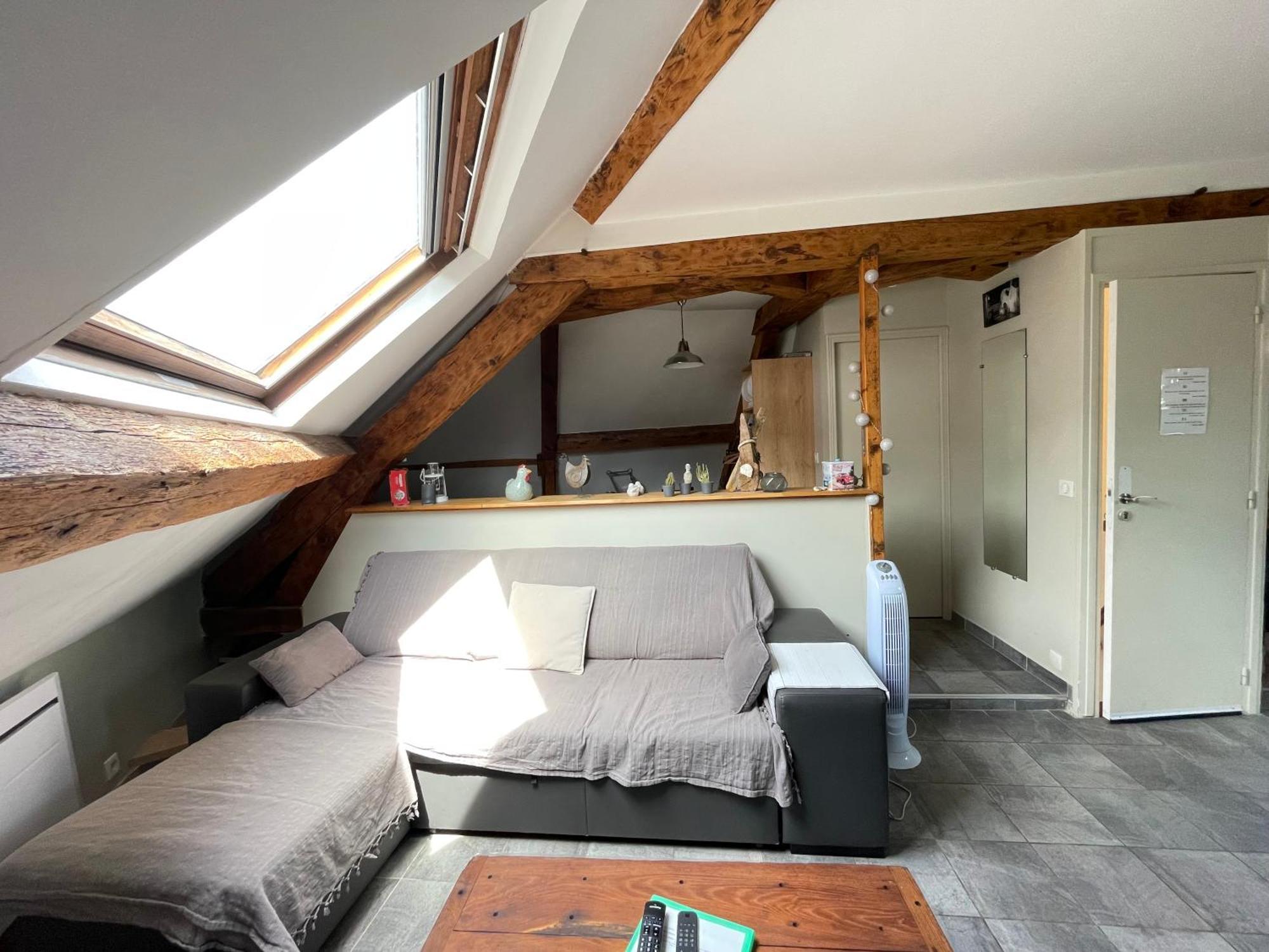 Les Combles De L Aure Grand Studio Cosy Confortable Classe 3 Etoiles Centre Bayeux 2 Mn A Pied Cathedrale Proche Plages Du Debarquement Exteriör bild